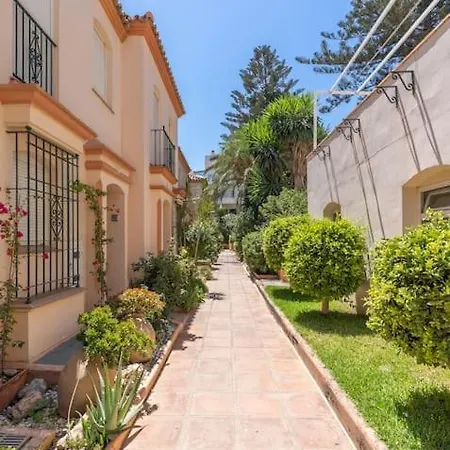 Ar22 Belgravia Club بيت للعطل إِستيبونا