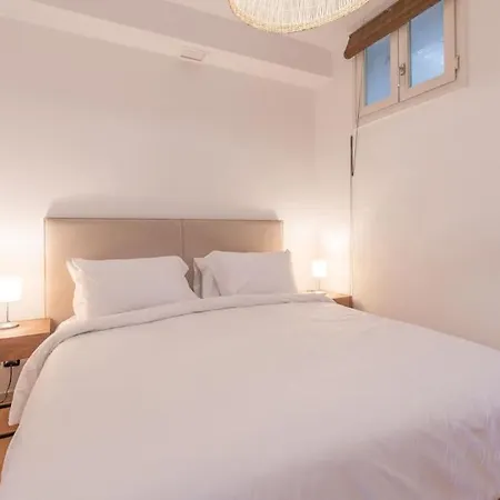 Ar22 Belgravia Club * Εστεπόνα